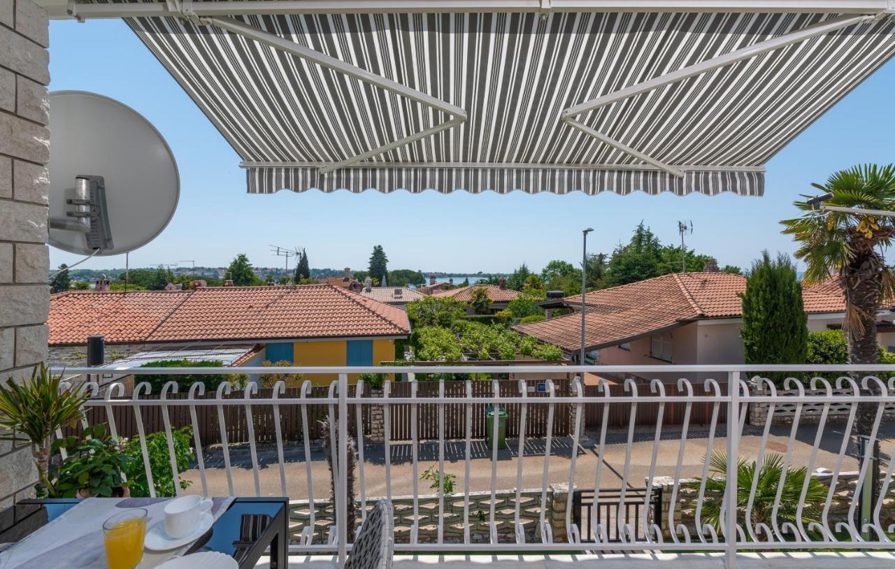 Soho Beach Novigrad Istria Esterno foto